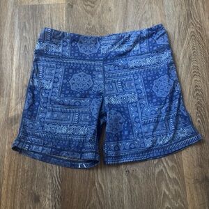 IAB MFG Bandana Print Workout Shorts Blue Squat Proof Athletic Gym Women’s XXL